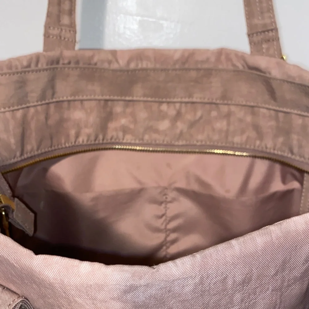 Herschel Pink Orion Tote Bag - Picture 9 of 9